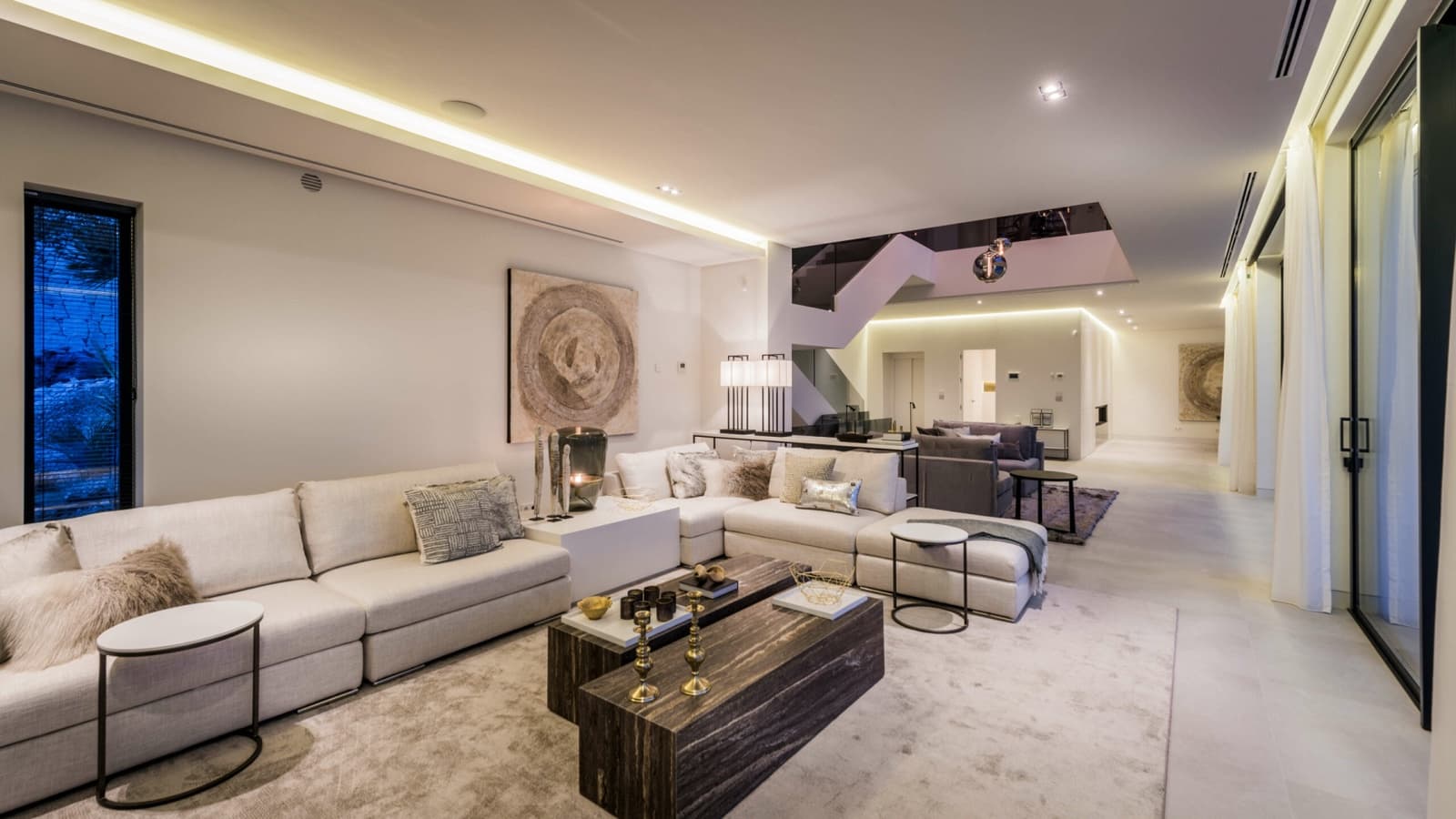 Chalet de 7 habitaciones en Marbella en venta con piscina garaje - 4.900.000 € (Ref: 9448076)