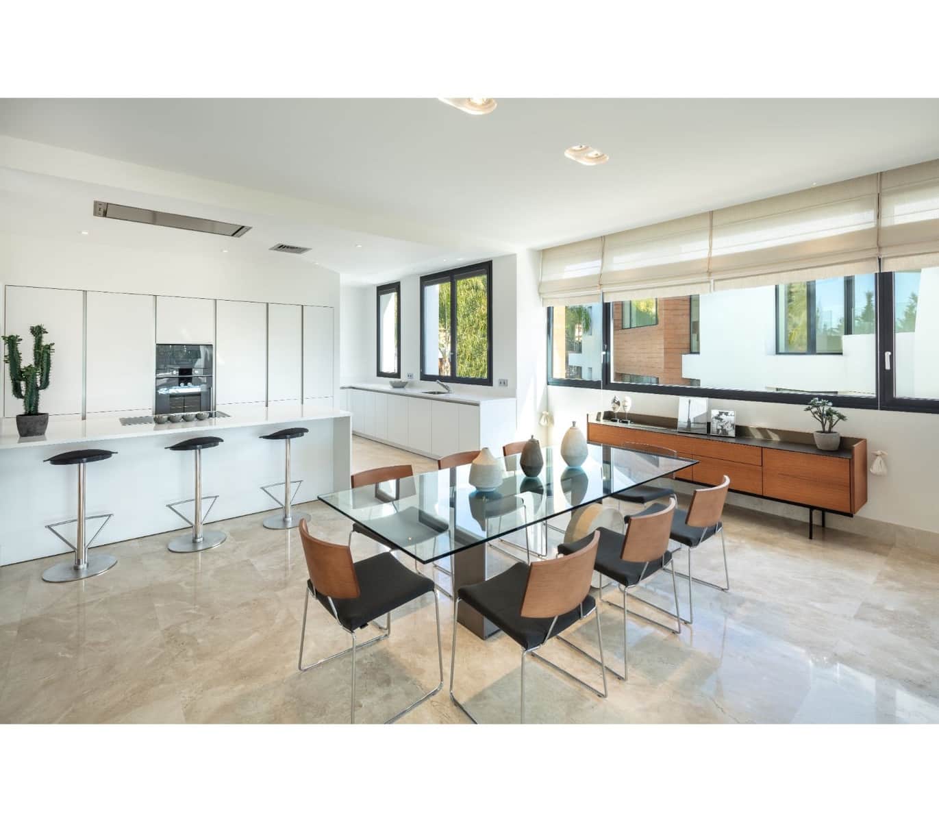 3 soveværelse Lejlighed til salg i Golden Mile med swimmingpool garage - € 2.995.000 (Ref: 9448082)