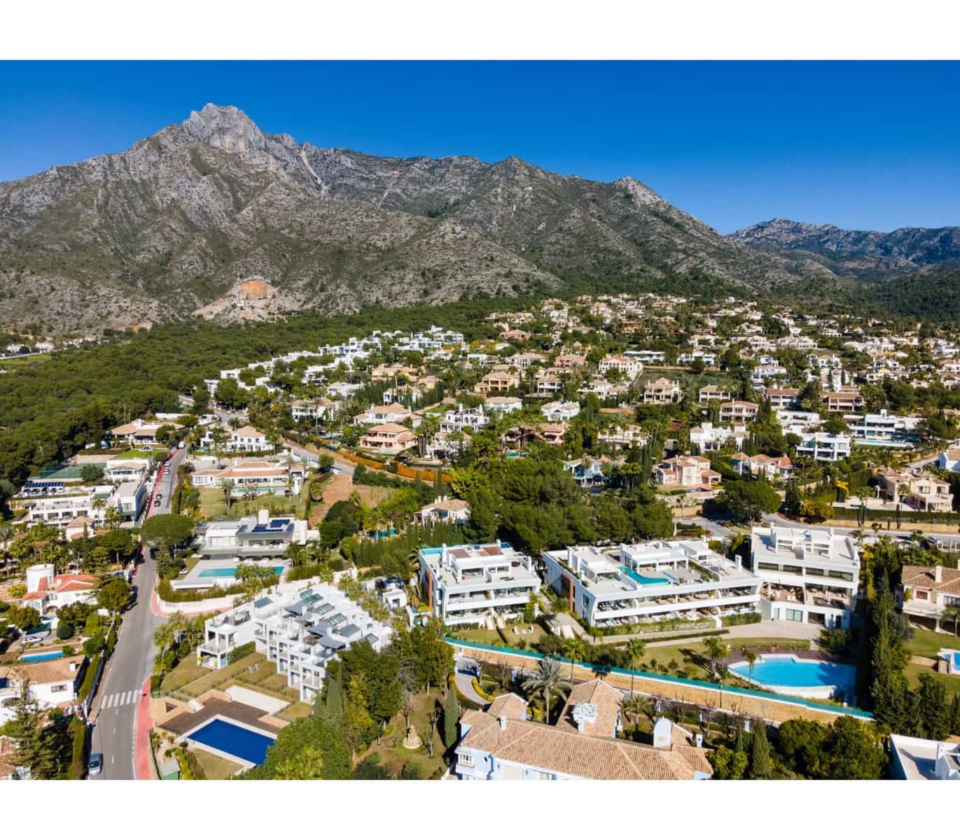 3 soveværelse Lejlighed til salg i Golden Mile med swimmingpool garage - € 2.995.000 (Ref: 9448082)