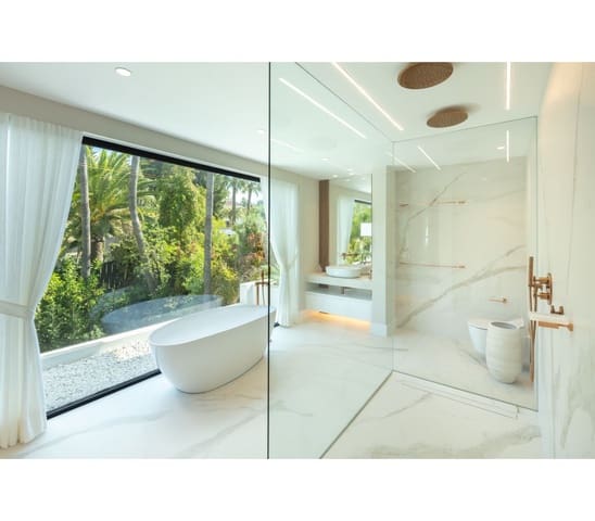 6 sypialnia Willa na sprzedaż w Marbella z basenem garażem - 5 500 000 € (Ref: 9448083)