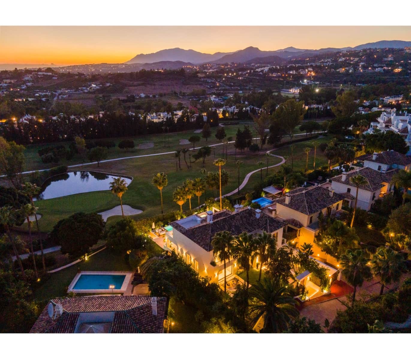 6 sypialnia Willa na sprzedaż w Marbella z basenem garażem - 5 500 000 € (Ref: 9448083)