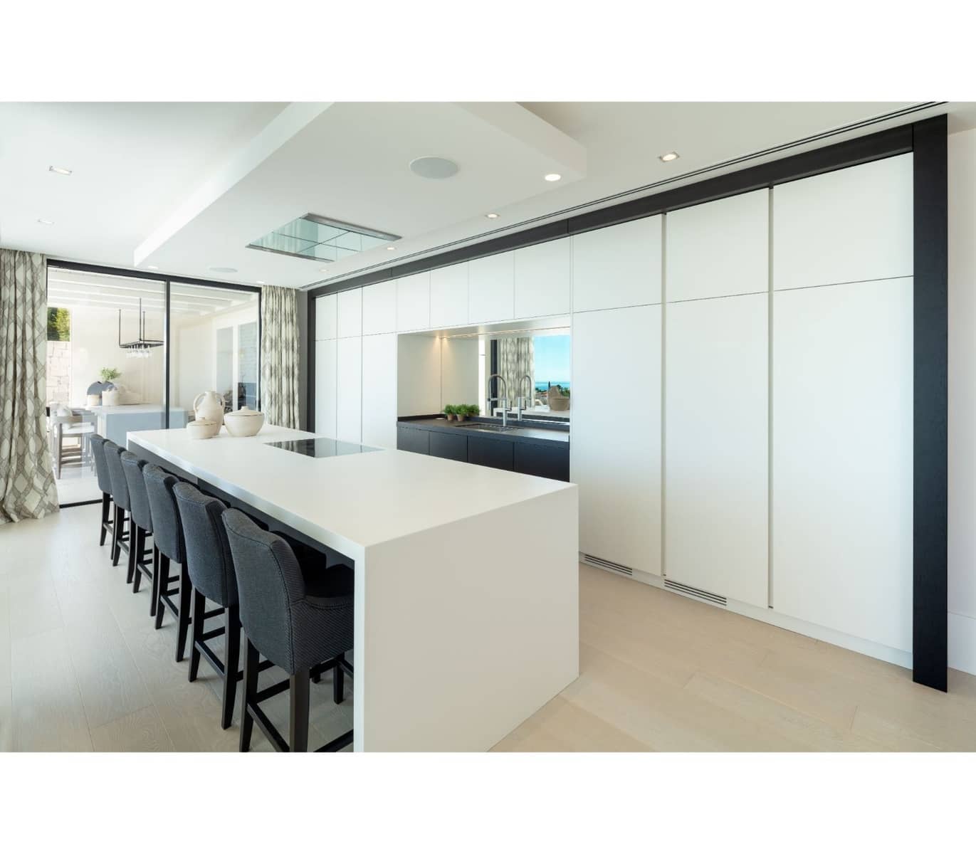 6 sypialnia Willa na sprzedaż w Marbella z basenem garażem - 8 900 000 € (Ref: 9448085)