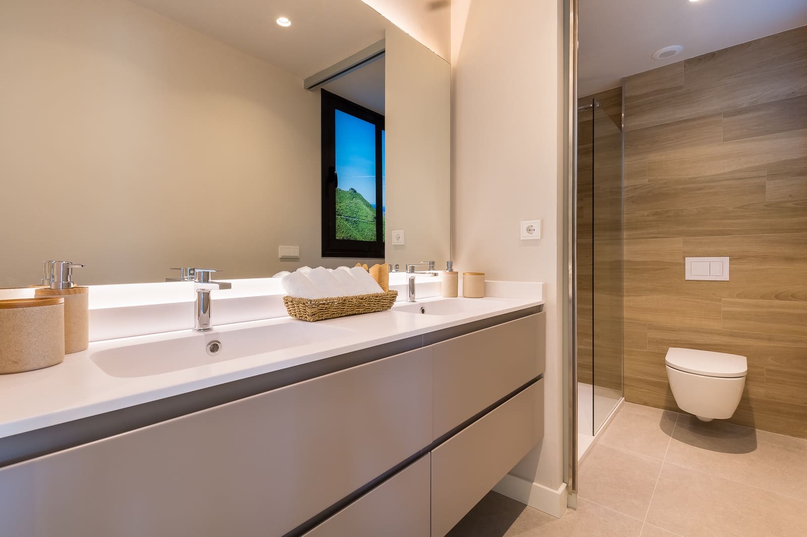 2 sypialnia Apartament na sprzedaż w Estepona z basenem garażem - 290 000 € (Ref: 9448091)