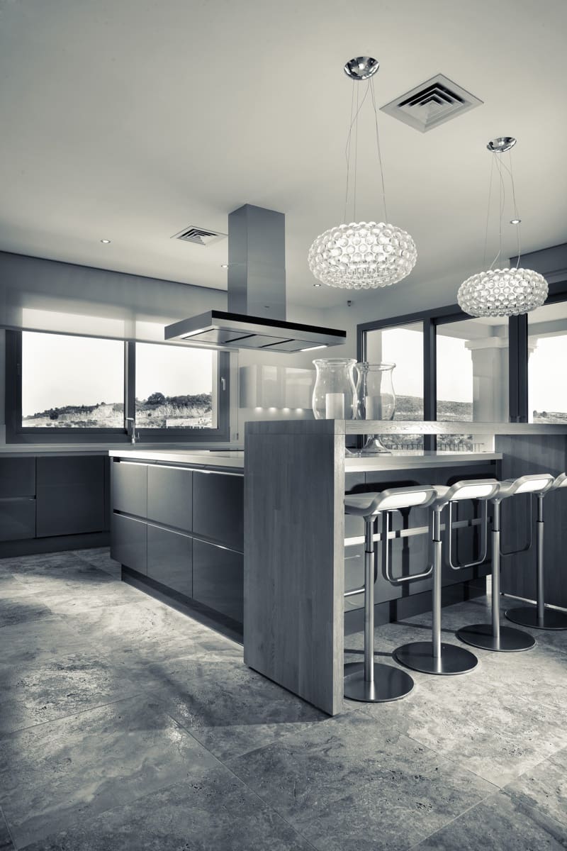 6 sypialnia Willa na sprzedaż w Marbella z basenem garażem - 3 500 000 € (Ref: 9448092)