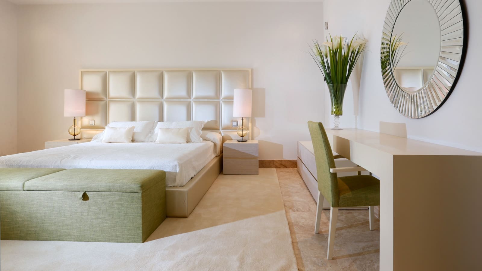 6 sypialnia Willa na sprzedaż w Marbella z basenem garażem - 3 500 000 € (Ref: 9448092)