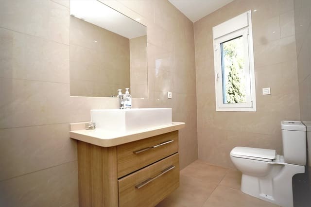 4 soverom Villa til salgs i La Heredia, Benahavís med svømmebasseng garasje - € 1 900 000 (Ref: 9448097)