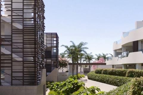 3 slaapkamer Appartement te koop in Estepona met zwembad garage - € 329.000 (Ref: 9448105)