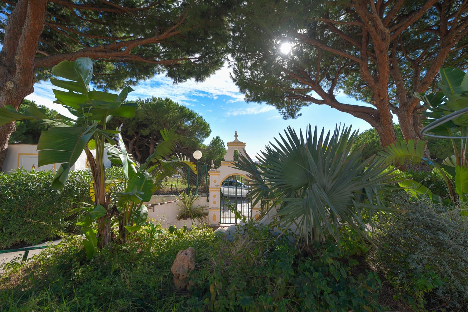 2 soveværelse Lejlighed til salg i Mijas Costa med swimmingpool garage - € 199.000 (Ref: 9448109)