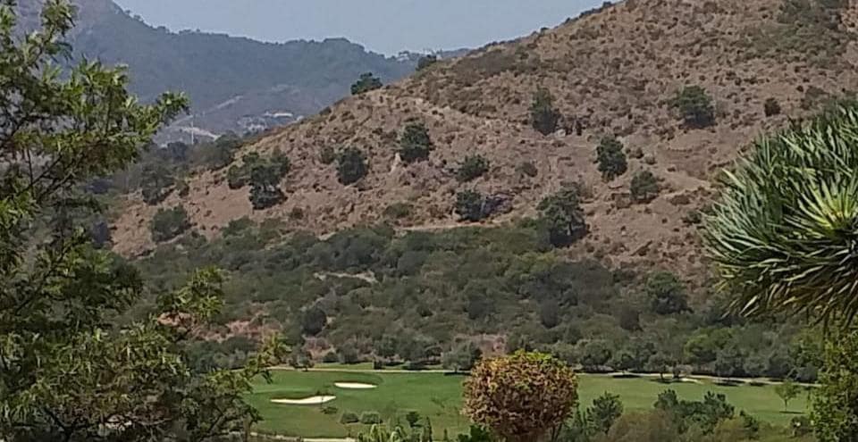 4 sypialnia Willa na sprzedaż w Marbella z basenem garażem - 795 000 € (Ref: 9448111)