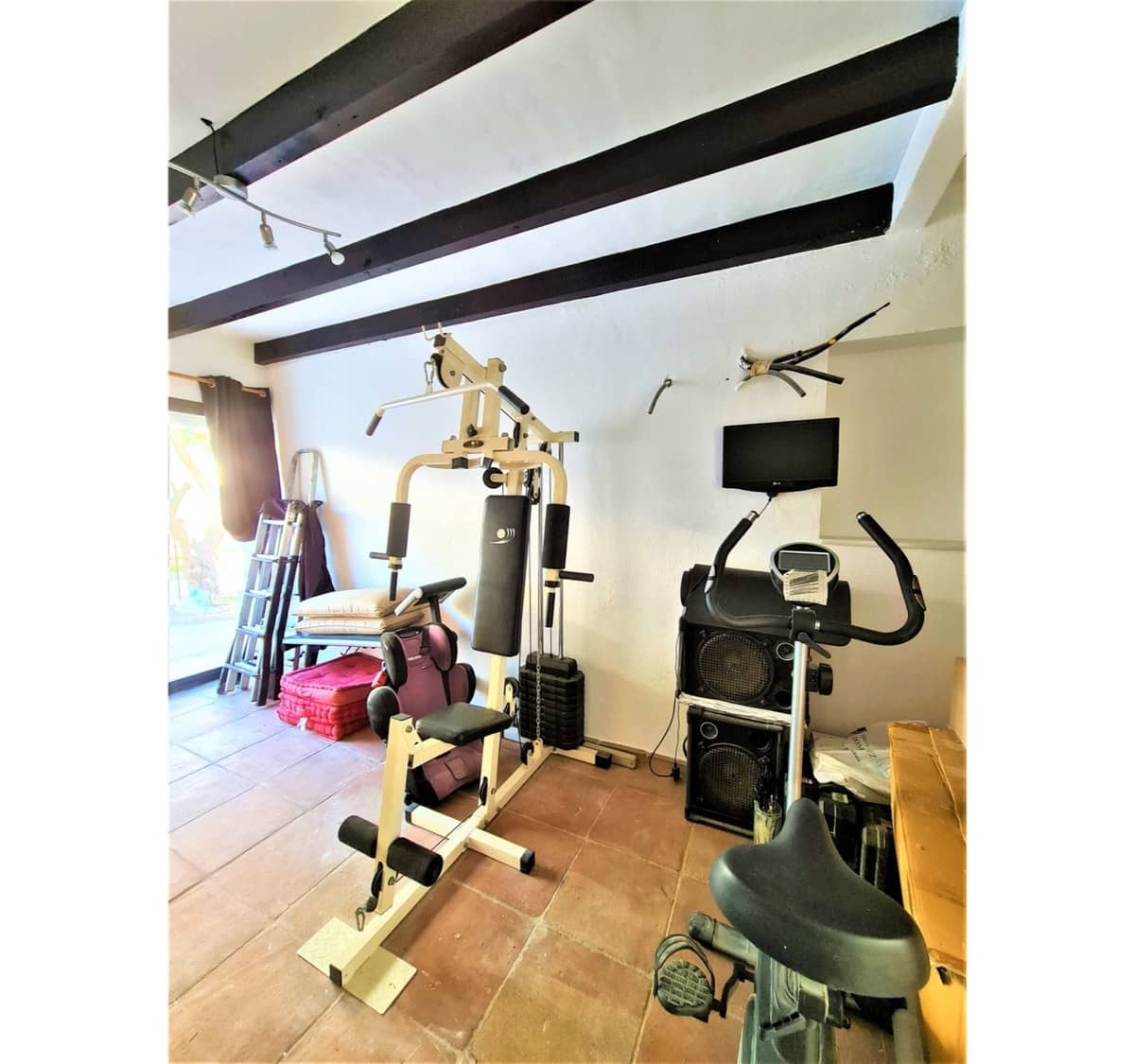 Chalet de 4 habitaciones en Nueva Andalucia en venta con piscina - 799.000 € (Ref: 9448112)