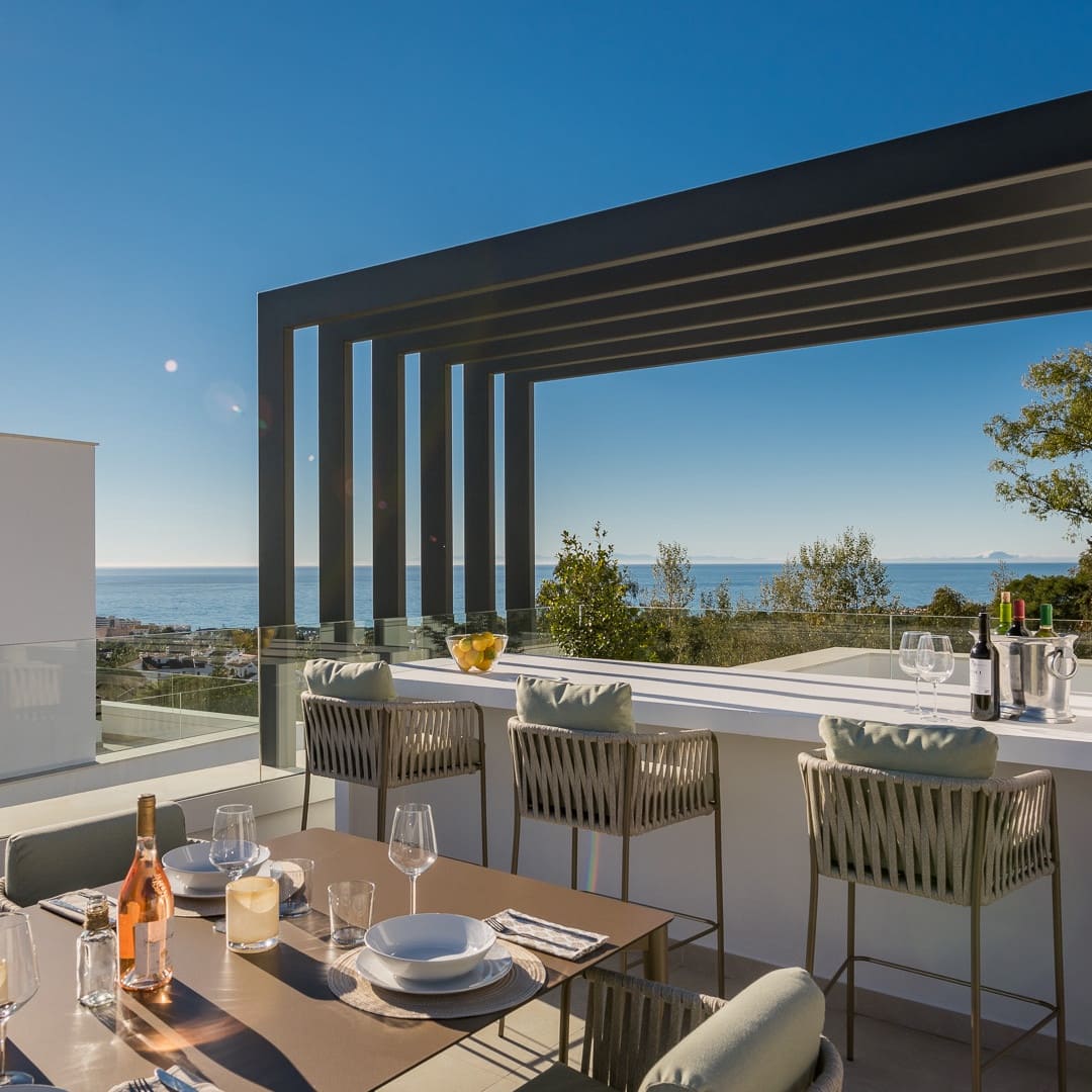 3 makuuhuone Huvila myytävänä paikassa Marbella mukana uima-altaan 
autotalli - 1 950 000 € (Ref: 9448114)