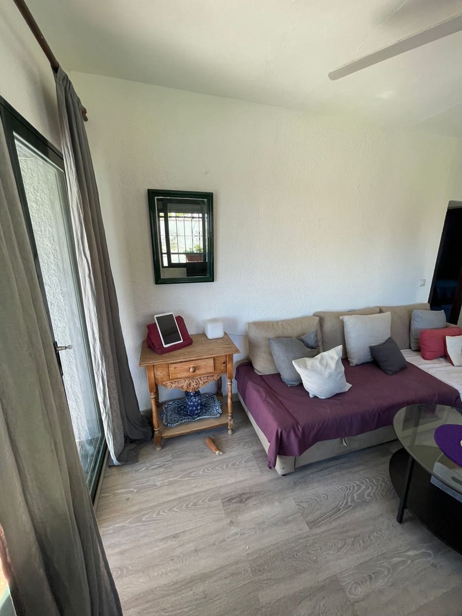 2 chambre Villa/Maison à vendre à Nueva Andalucia avec piscine garage - 350 000 € (Ref: 9448123)