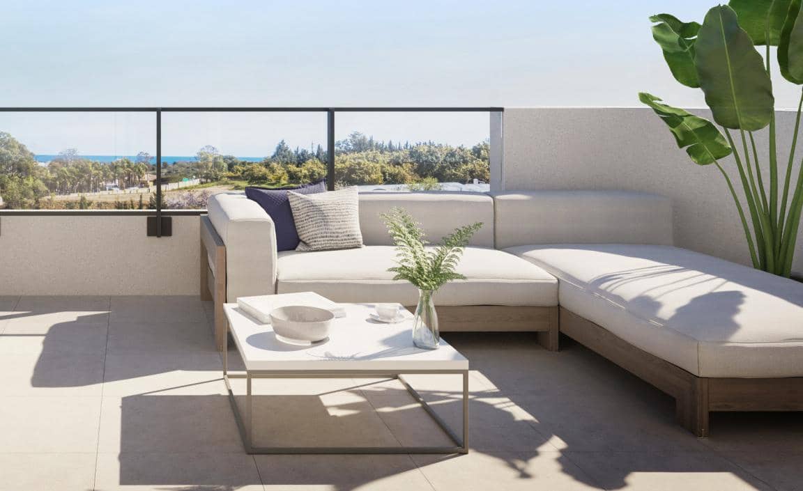 Apartamento de 2 habitaciones en Estepona en venta con piscina garaje - 198.000 € (Ref: 9448135)