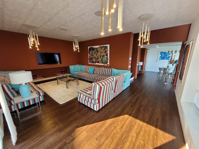 4 sypialnia Willa na sprzedaż w Benahavís z basenem garażem - 1 850 000 € (Ref: 9448146)