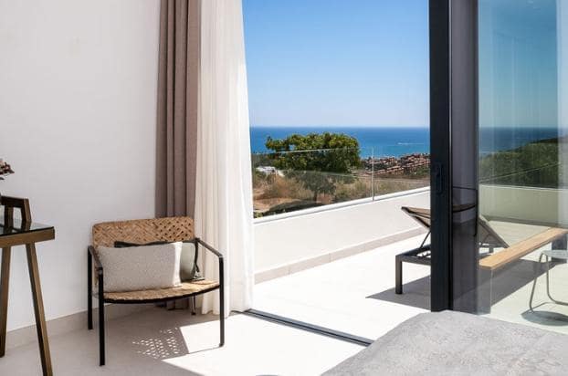 3 soverom Villa til salgs i Marbella med svømmebasseng garasje - € 728 500 (Ref: 9448151)