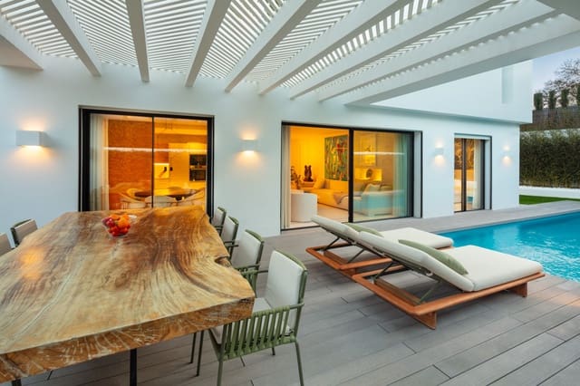 4 sypialnia Willa na sprzedaż w Guadalmina Alta, Marbella z basenem garażem - 1 800 000 € (Ref: 9448160)