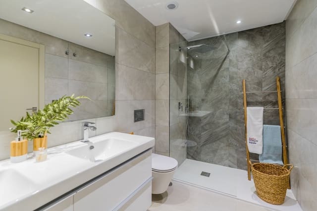 3 bedroom Apartment for sale in Benahavís with pool garage - € 473,000 (Ref: 9448166)