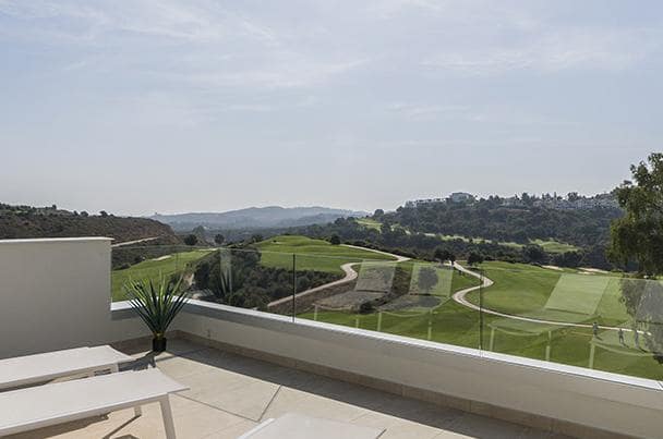 3 soveværelse Villa til salg i Mijas Costa med swimmingpool garage - € 559.000 (Ref: 9448167)