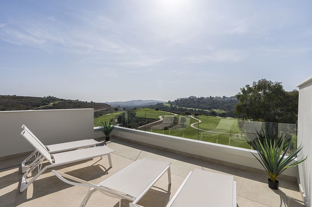 3 soveværelse Villa til salg i Mijas Costa med swimmingpool garage - € 559.000 (Ref: 9448167)