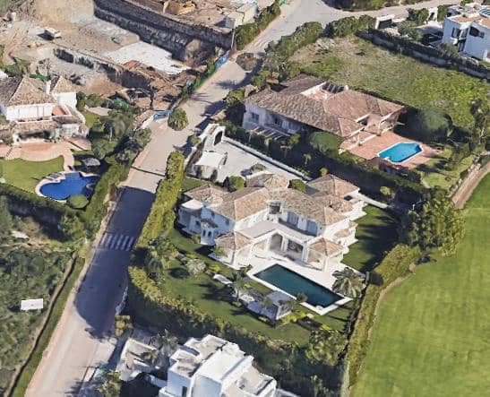 Byggegrund til salg i Nueva Andalucia - € 1.790.000 (Ref: 9448193)