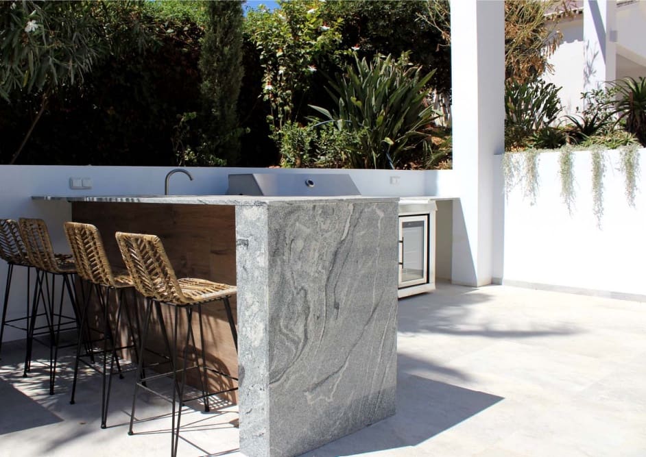 4 quarto Moradia para venda em Marbella com piscina garagem - 2 650 000 € (Ref: 9448195)