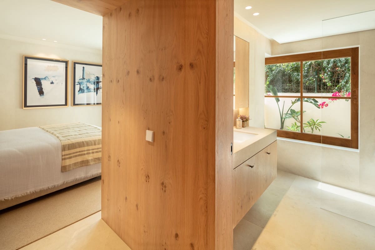 5 Zimmer Villa zu verkaufen in Golden Mile mit Pool Garage - 6.500.000 € (Ref: 9448198)