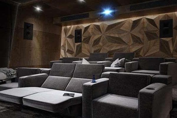 4 bedroom Villa for sale in Benahavis with pool garage - € 4,900,000 (Ref: 9448199)