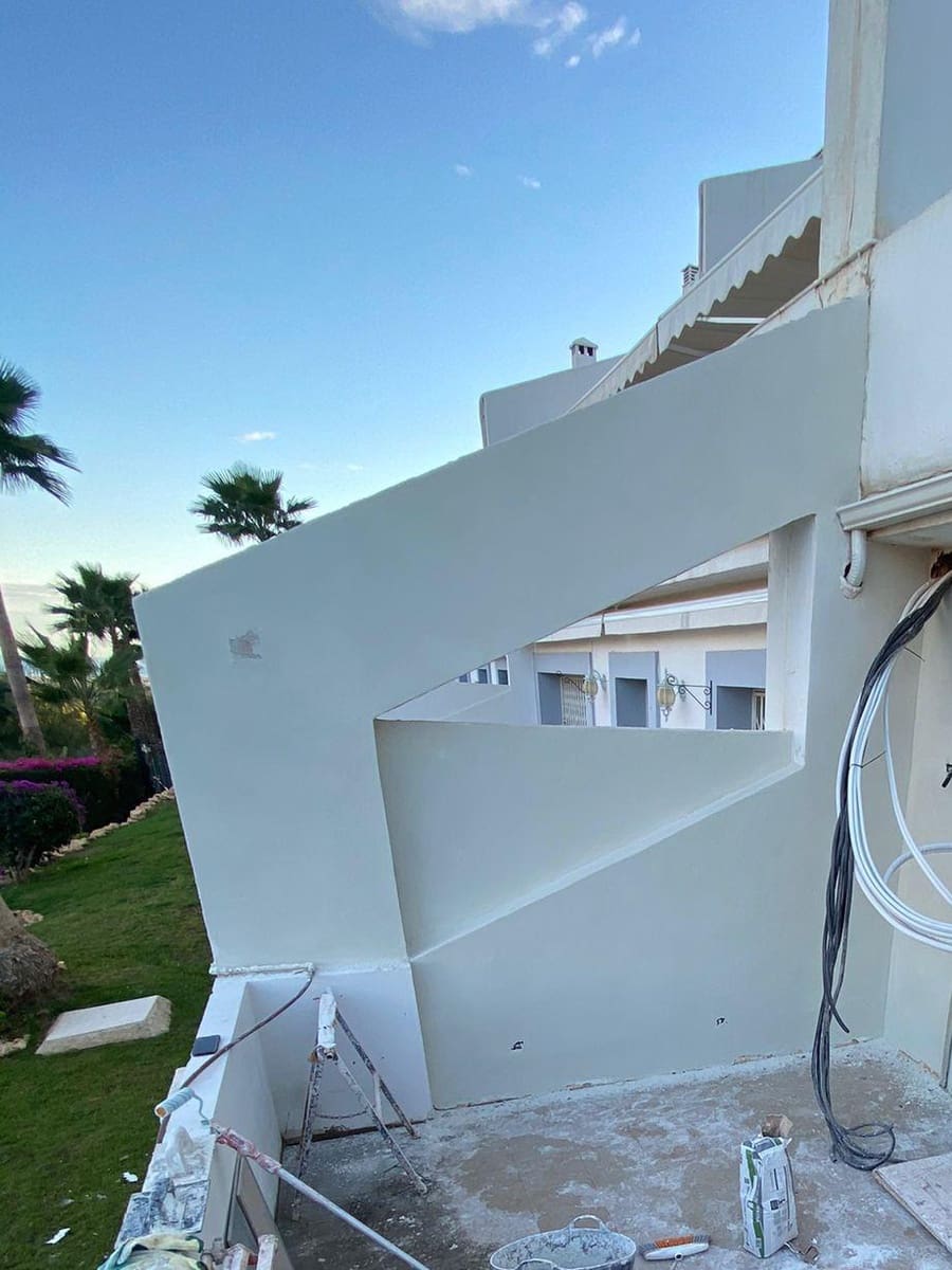 4 soverom Leilighet til salgs i La Quinta med svømmebasseng garasje - € 950 000 (Ref: 9448211)