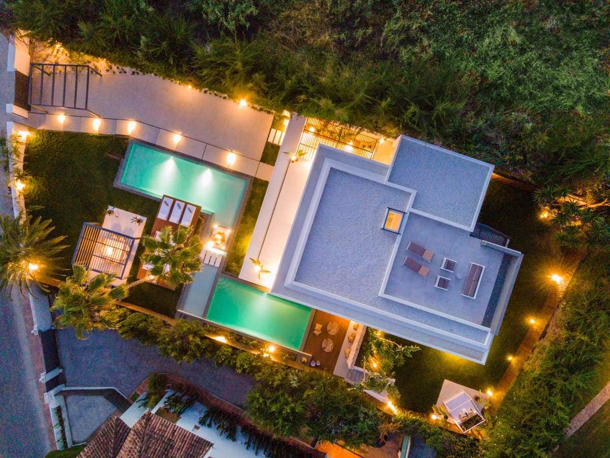 Chalet de 4 habitaciones en Marbella en venta con piscina garaje - 3.300.000 € (Ref: 9448233)