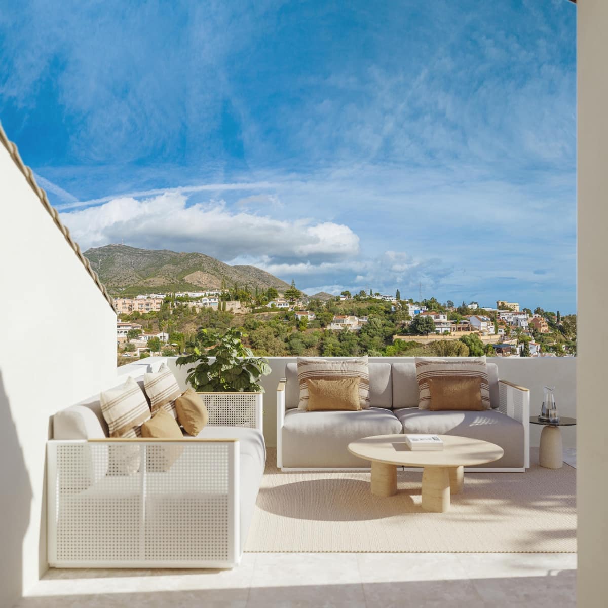 2 soveværelse Lejlighed til salg i Mijas Costa med swimmingpool garage - € 239.000 (Ref: 9448238)