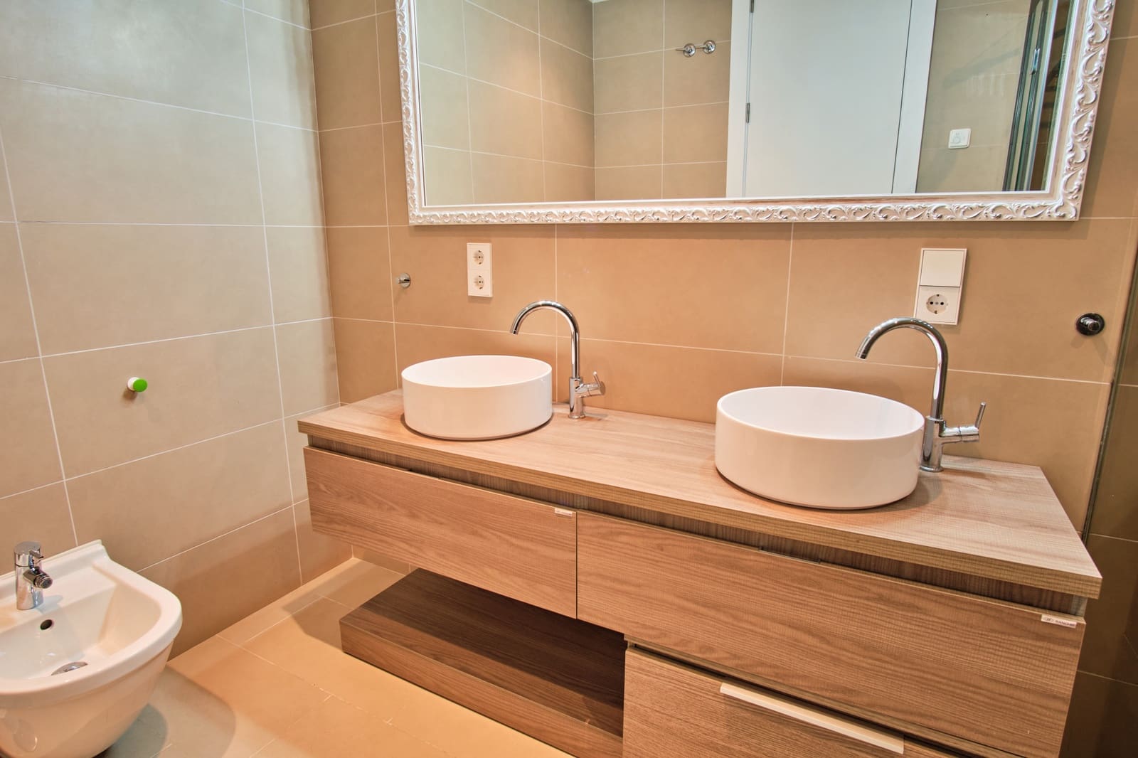 6 soverom Villa til salgs i Marbella med svømmebasseng garasje - € 2 300 000 (Ref: 9448261)