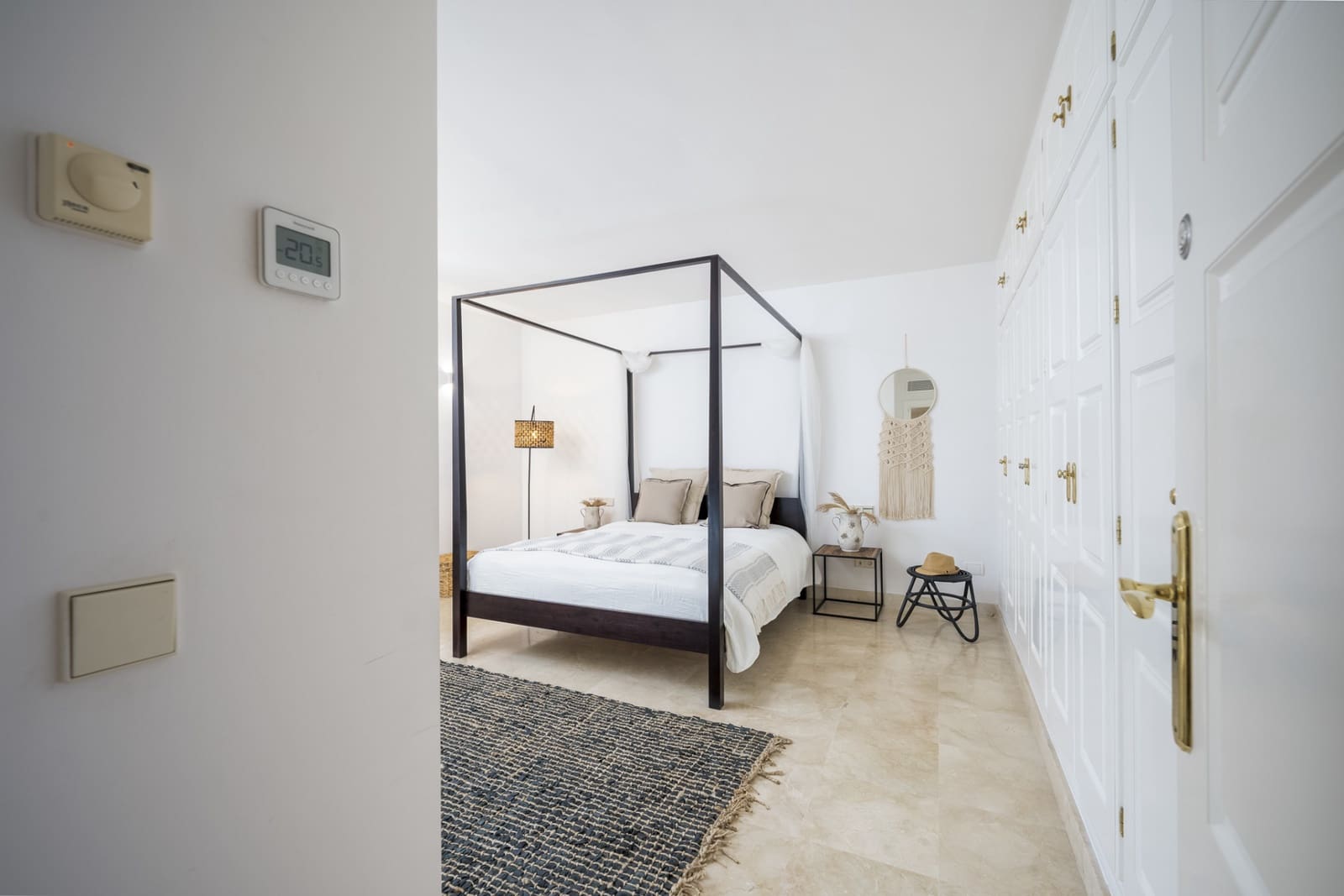 6 sypialnia Willa na sprzedaż w Marbella z basenem garażem - 4 000 000 € (Ref: 9448263)