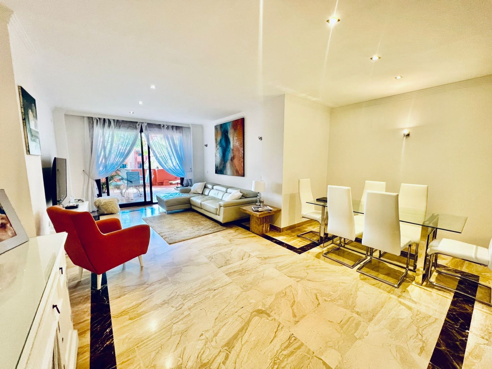 3 bedroom Apartment for sale in Marbella with pool garage - € 535,000 (Ref: 9448269)