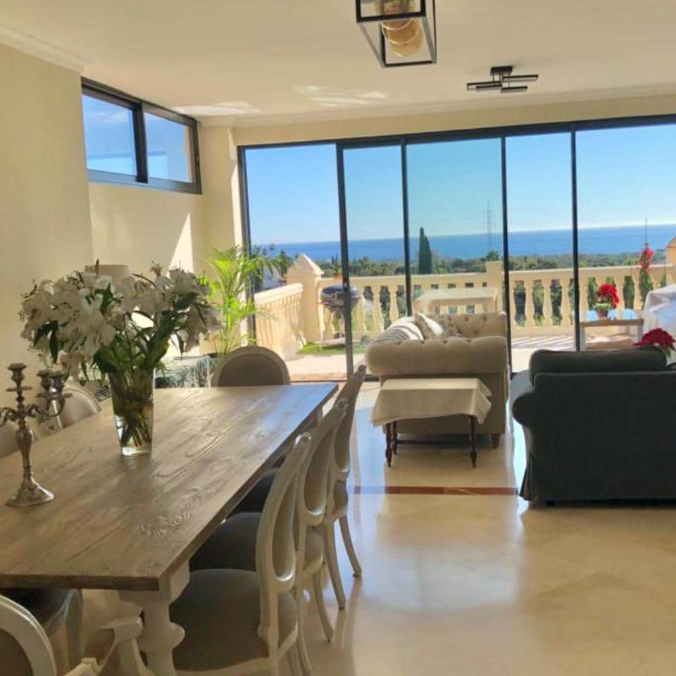 3 soverom Villa til salgs i Marbella med svømmebasseng garasje - € 600 000 (Ref: 9448273)