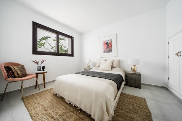 5 sypialnia Willa na sprzedaż w Marbella z basenem garażem - 2 795 000 € (Ref: 9448279)