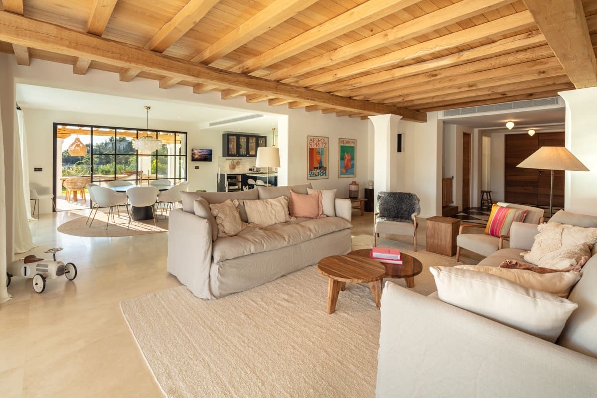 6 soverom Villa til salgs i El Madronal med svømmebasseng garasje - € 4 500 000 (Ref: 9448280)