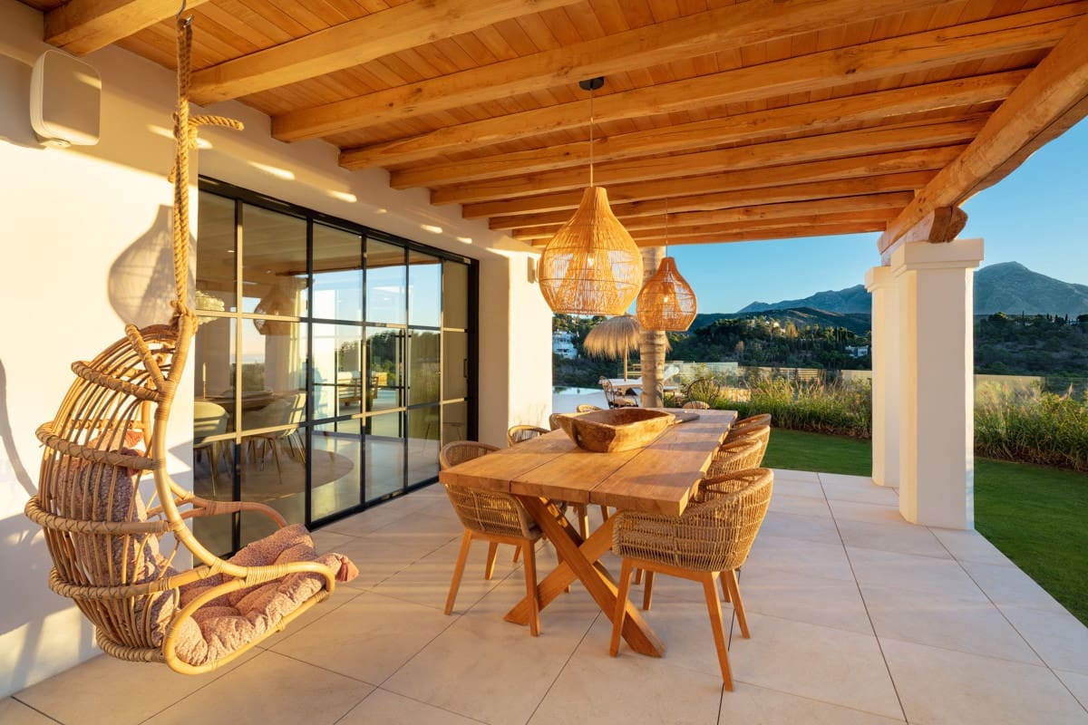 6 soverom Villa til salgs i El Madronal med svømmebasseng garasje - € 4 500 000 (Ref: 9448280)