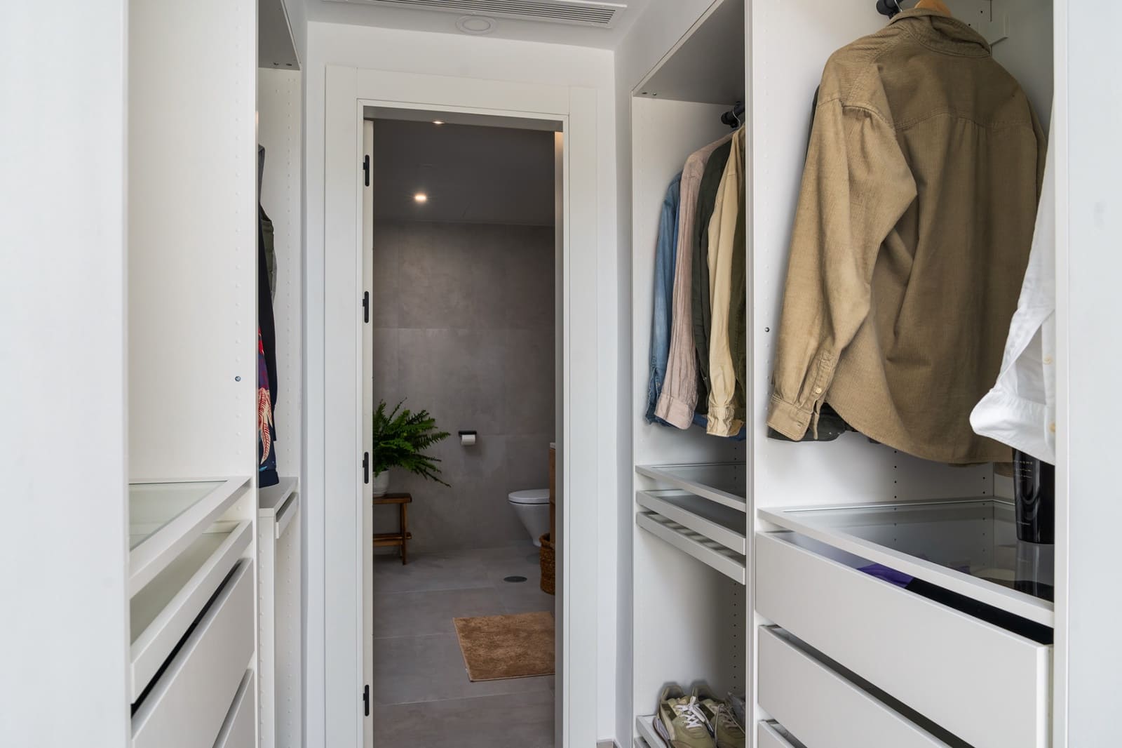 Apartamento de 3 habitaciones en Marbella en venta con piscina garaje - 699.000 € (Ref: 9448286)