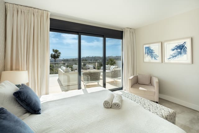 5 sypialnia Willa na sprzedaż w Marbella z basenem garażem - 3 295 000 € (Ref: 9448289)