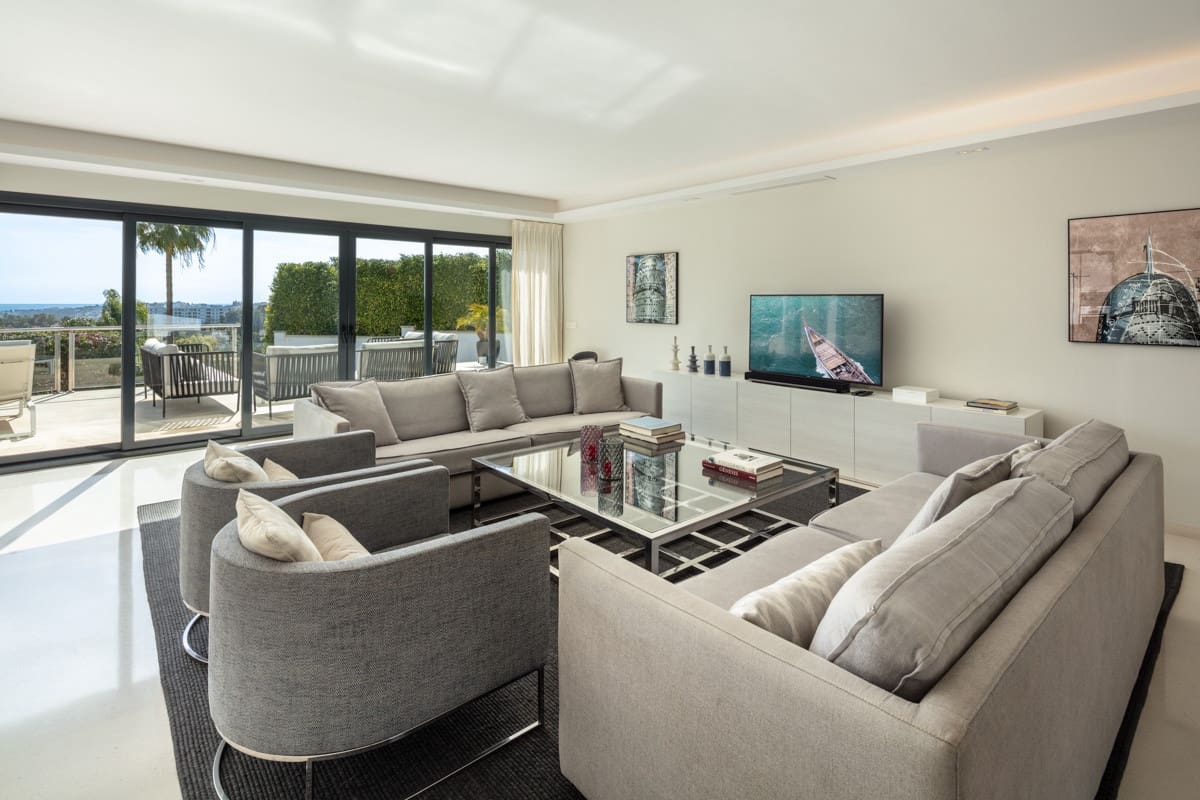 5 sypialnia Willa na sprzedaż w Marbella z basenem garażem - 3 295 000 € (Ref: 9448289)