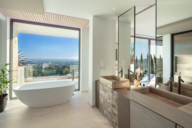 5 bedroom Villa for sale in Marbella with pool garage - € 8,950,000 (Ref: 9448297)