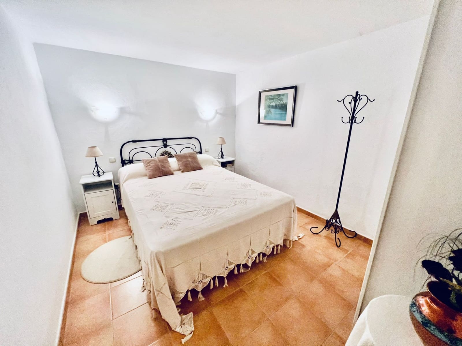 4 sypialnia Willa na sprzedaż w Nueva Andalucia z basenem garażem - 720 000 € (Ref: 9448322)