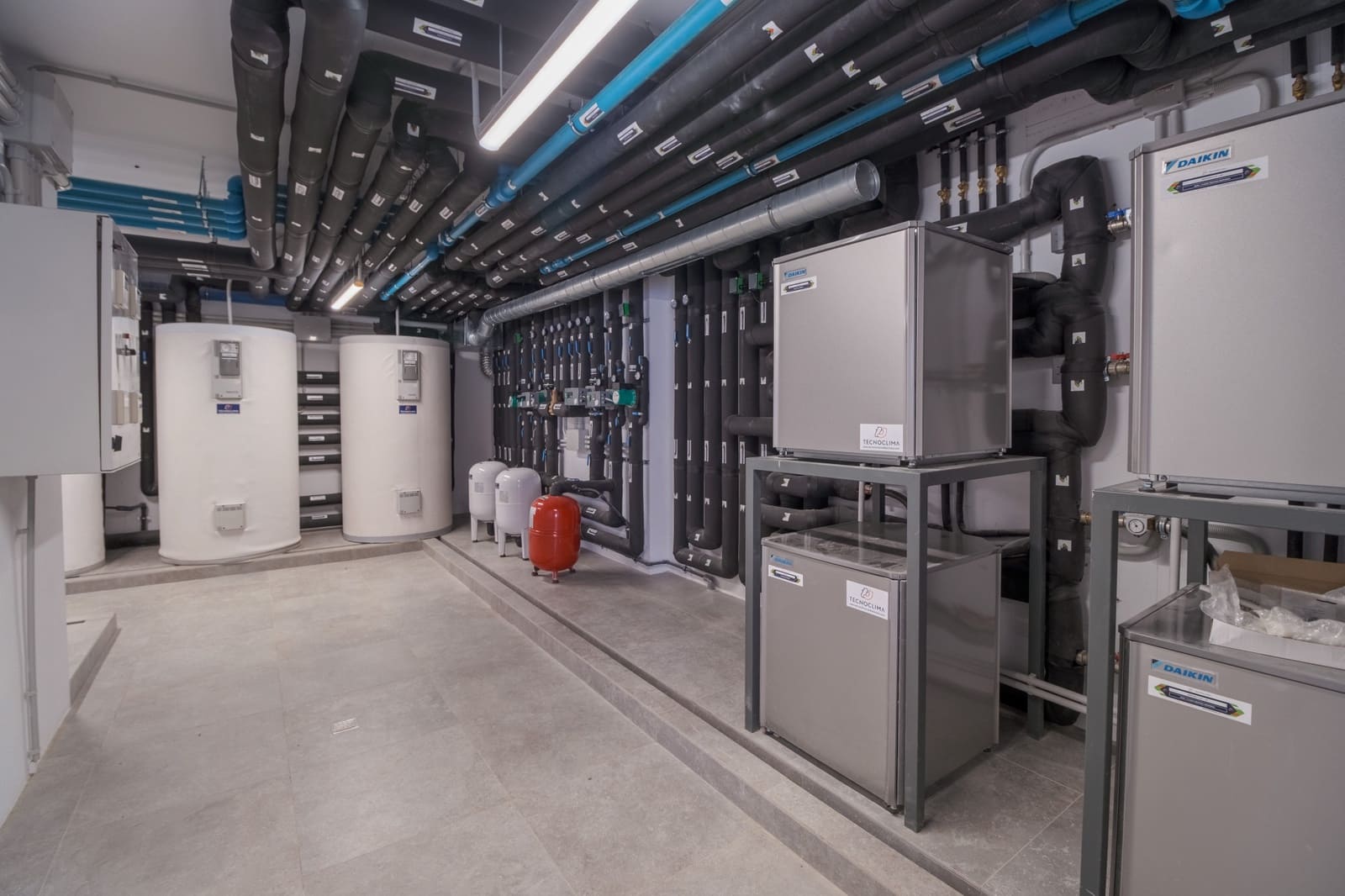 12 bedroom Villa for sale in Marbella with pool garage - € 12,700,000 (Ref: 9448341)