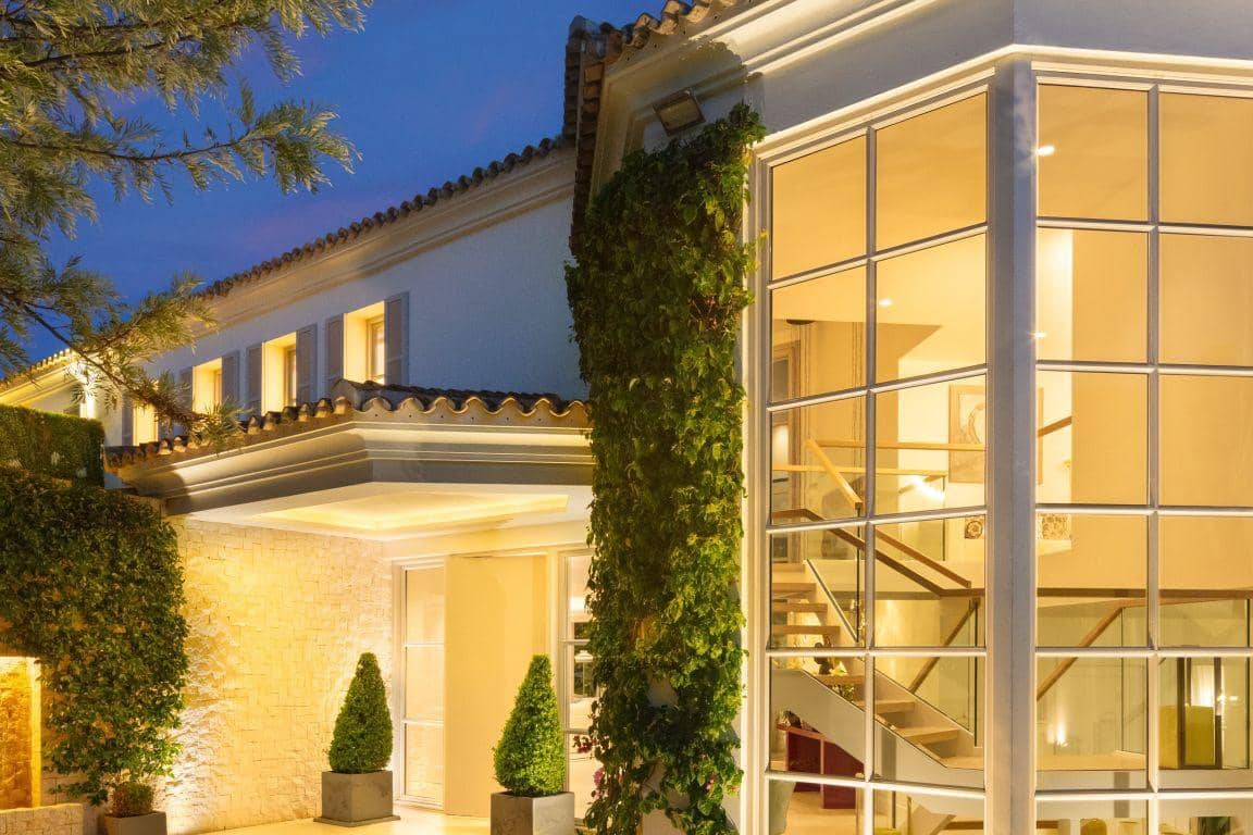 6 bedroom Villa for sale in Marbella with pool garage - € 9,680,000 (Ref: 9448347)