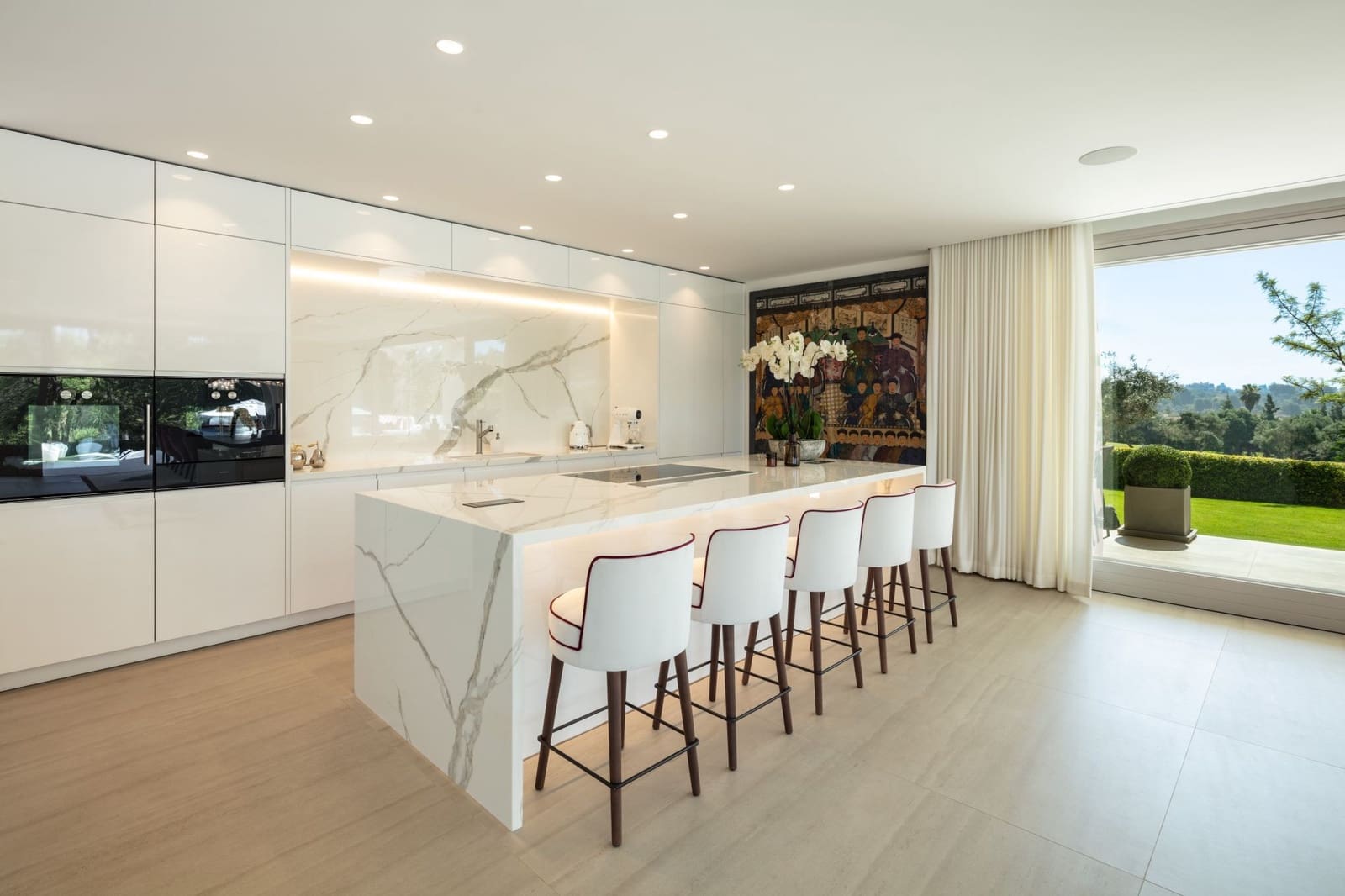 6 bedroom Villa for sale in Marbella with pool garage - € 9,680,000 (Ref: 9448347)