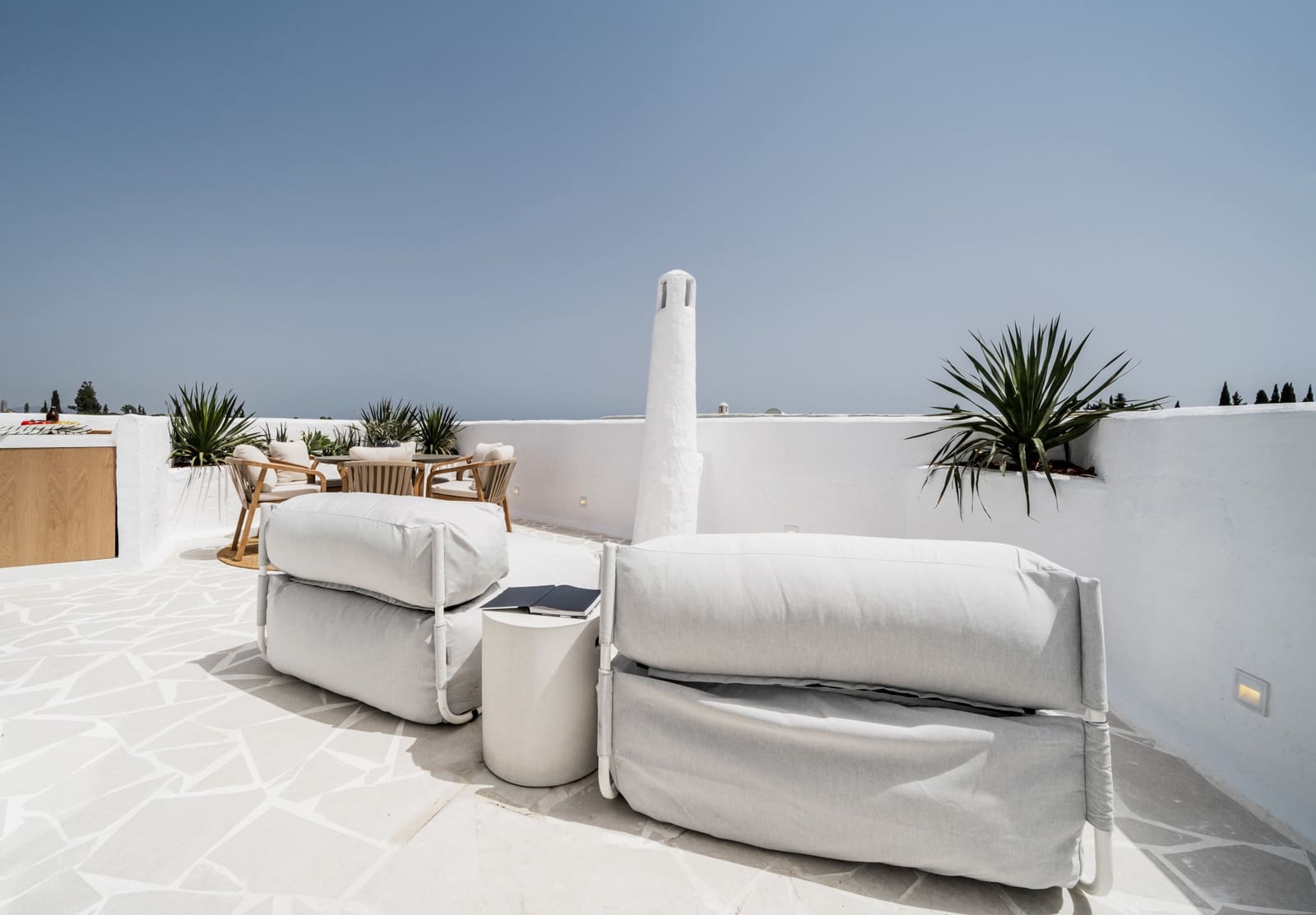 2 slaapkamer Appartement te koop in Marbella met zwembad garage - € 895.000 (Ref: 9448351)