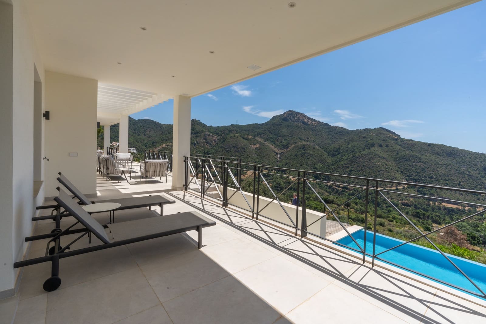 4 camera da letto Villa in vendita in Marbella con piscina garage - 2.450.000 € (Rif: 9448356)