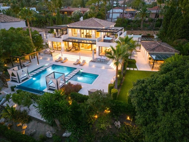 5 quarto Moradia para venda em Marbella com piscina garagem - 6 995 000 € (Ref: 9448358)