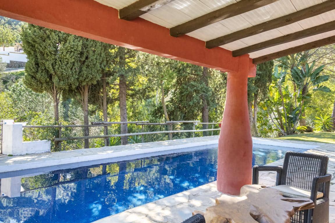 5 sypialnia Willa na sprzedaż w Marbella z basenem garażem - 2 395 000 € (Ref: 9448373)