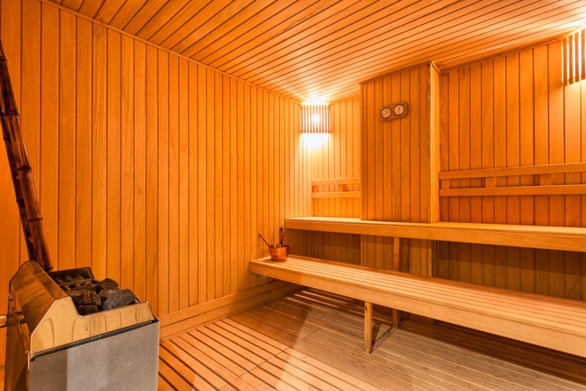 5 bedroom Villa for sale in Marbella with pool garage - € 2,900,000 (Ref: 9506994)